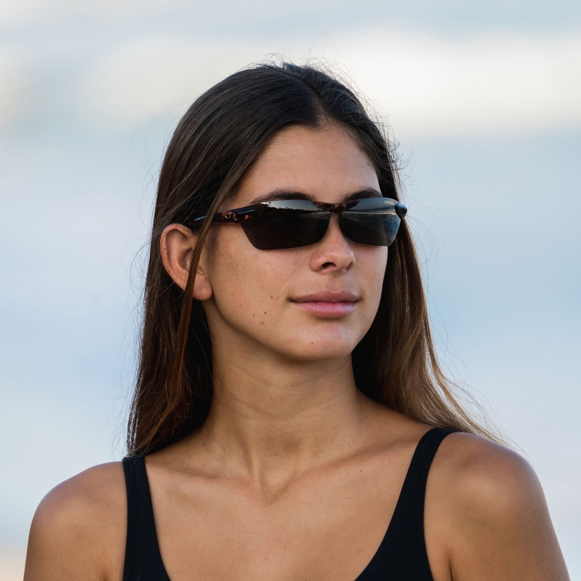 female runner seek 2.0 outdoor sunglass